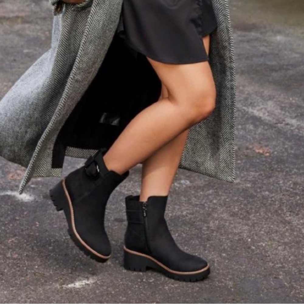 NWT Blondo Dahlia Waterproof Ankle Boot in Black Nubuck leather Size 8.5